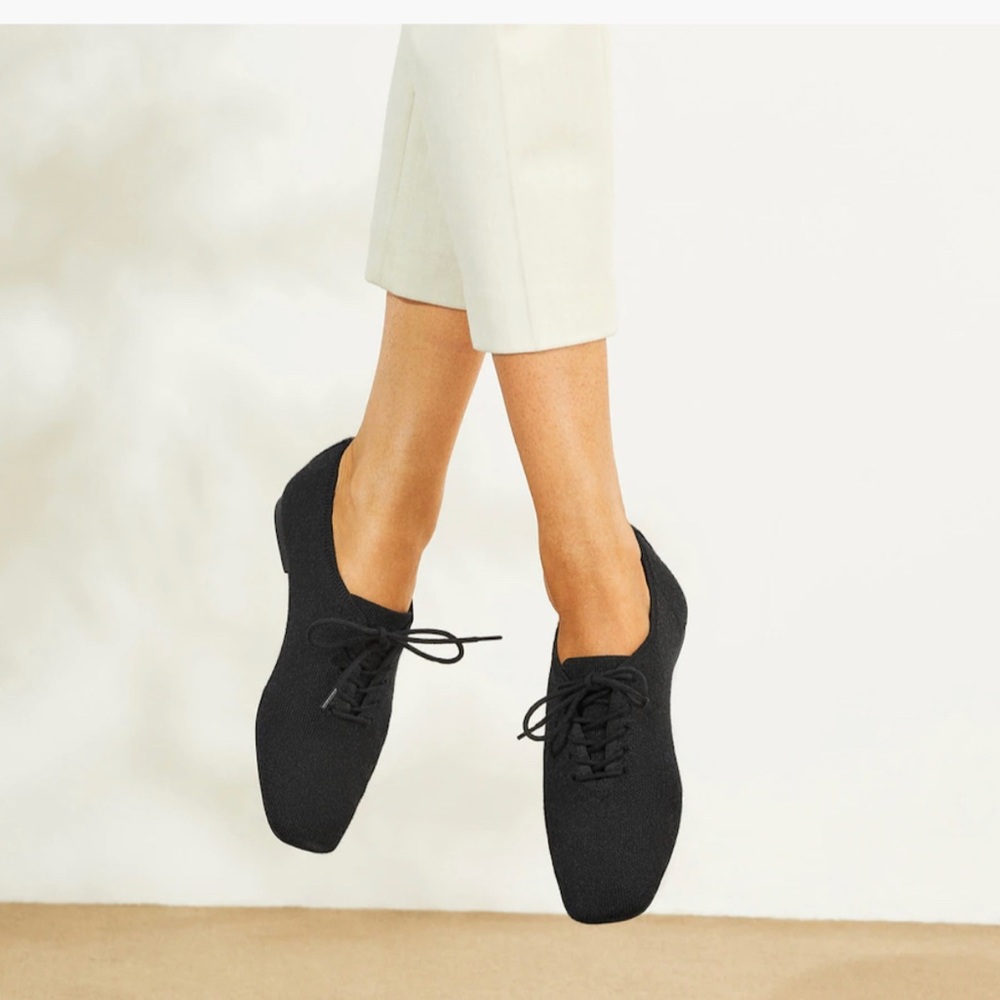 Vivaia Collection Square Toe Wool Oxford